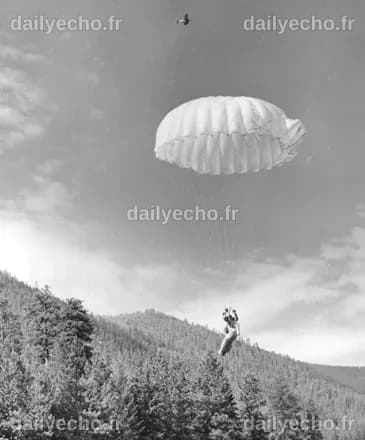 U.S. Forest Service Smokejumpers - Forest History Society